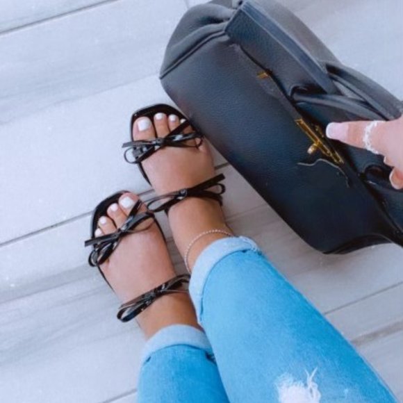 Black Bow Open Toe Flat Sandal - Picture 6 of 6